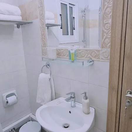 Mermaid's Cove Apartment